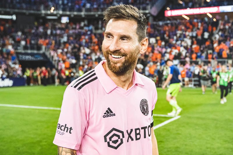 Alexi Lalas arremete en contra de Lionel Messi por flojo