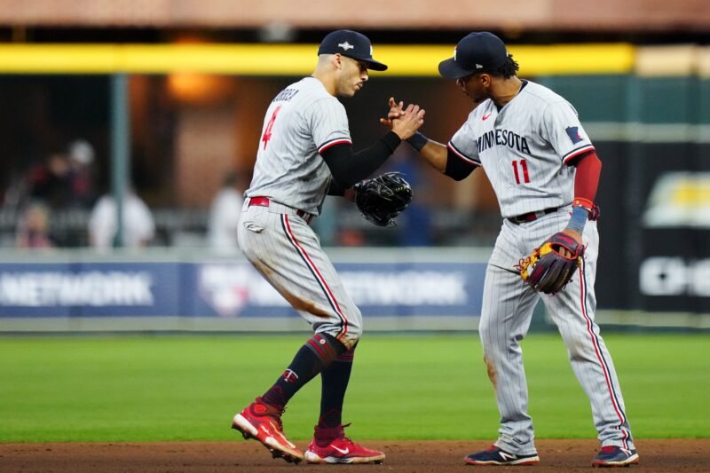 MLB: Twins se apoderan de Houston; Rangers toman vuelo