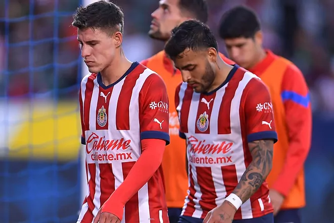 Chivas le da las gracias a Chicote Calderón, ¿le acompaña Alexis Vega?