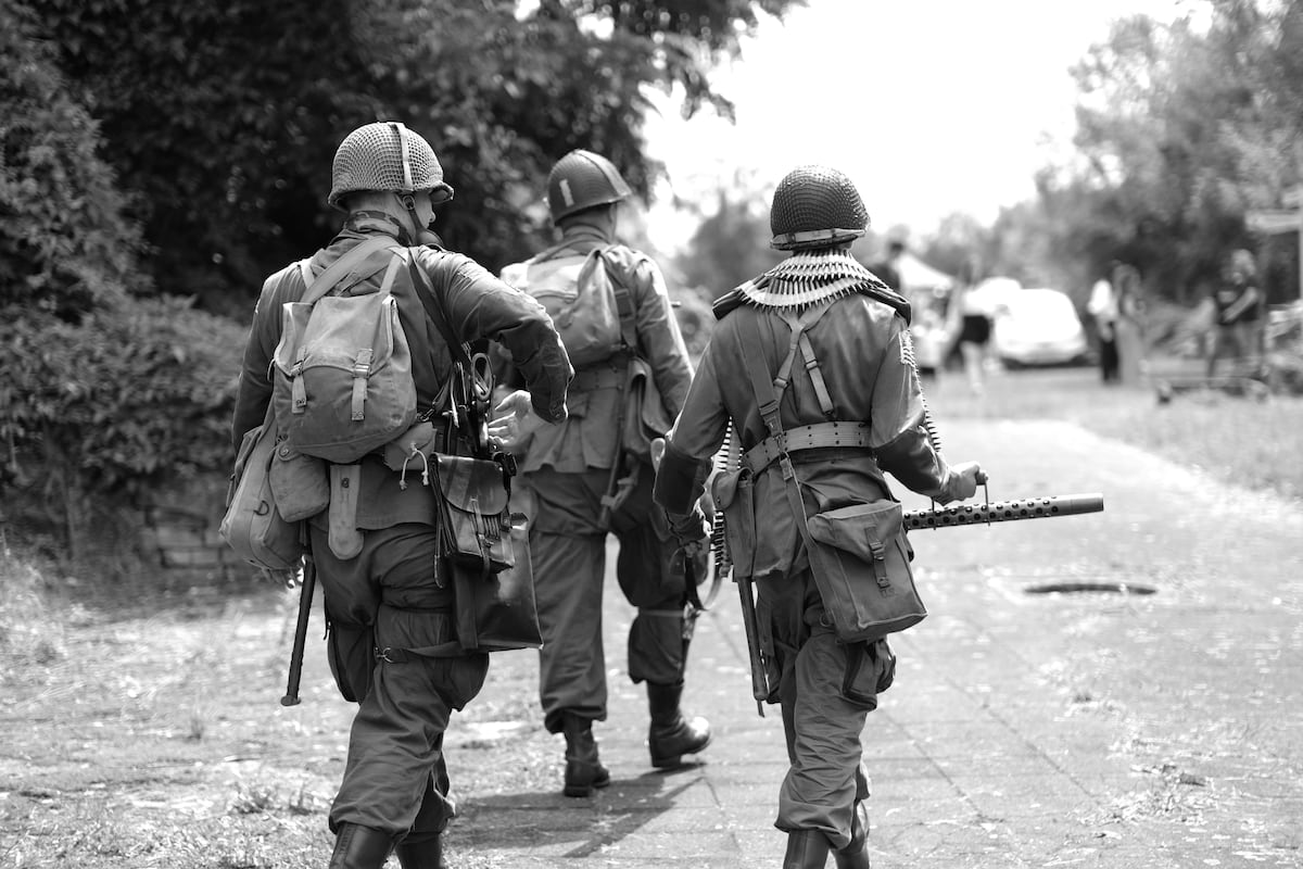 Descubre la operación secreta: las armas nazis desenterradas, una red de delincuentes y un pasado oscuro
